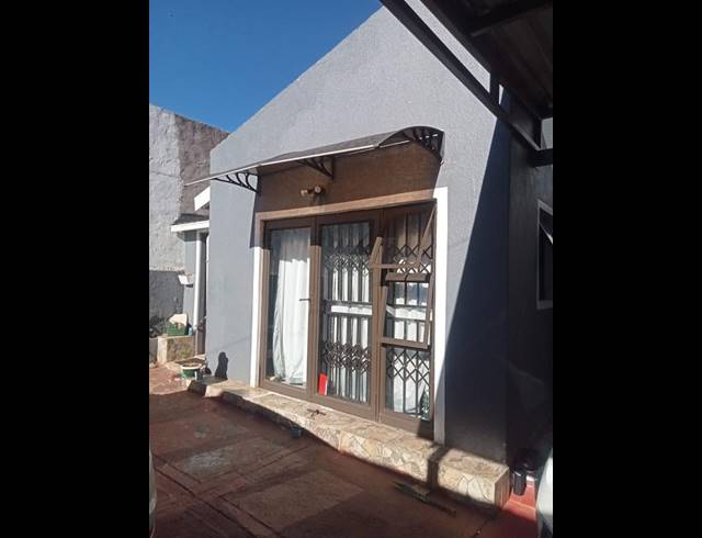 4 BEDROOM HOUSE FOR SALE IN DOBSONVILLE